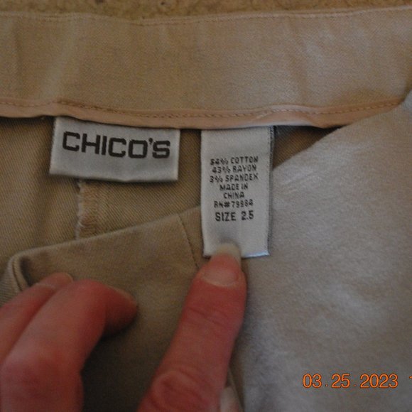 Capris - Picture 4 of 4